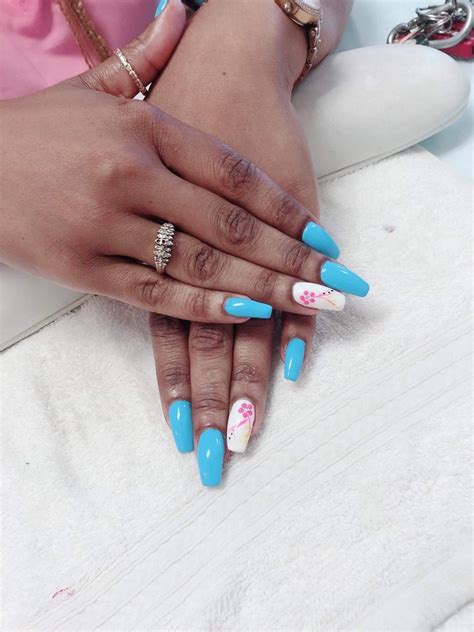 omg nails spring valley  Revive your soles with this pedicure option! Begin with our Classic, then add Callus Removal and