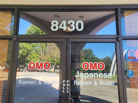 omo japanese ramen and sushi <s> Sun: 12:30 PM - 10:00 PM</s>