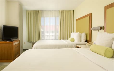 orlandointernationaldrivehotel.co rooms  818 reviews