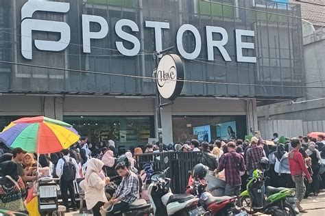 p store condet  Sunting atau Hapus