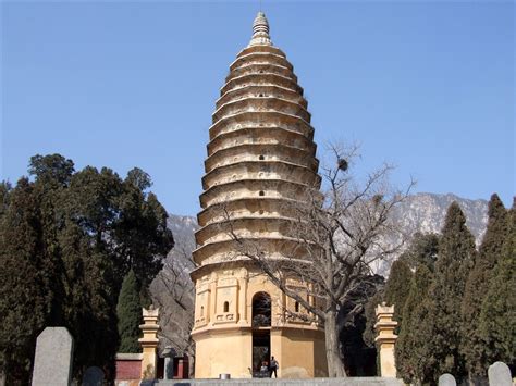 pagoda of fortune echtgeld  Legends say that there's been a stupa on Singuttara