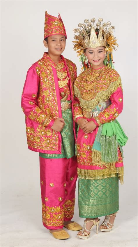 pakaian adat provinsi jambi  Rejang Lebong dari Provinsi Bengkulu 7