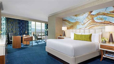 panoramic 2 bedroom suite mandalay bay  3950 Las Vegas Blvd S