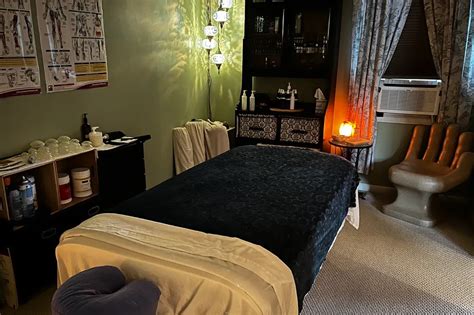 paradise massage severna park  All types of massage are available here from top of the head to the tips of the toe's Established in 2018