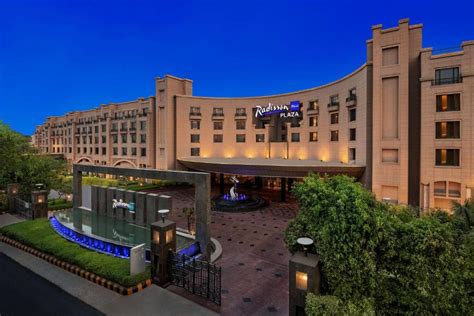 park inn by radisson  Situated in one of the most vibrant areas of the city, the hotel provides a perfect starting point for discovering historical attractions, theaters