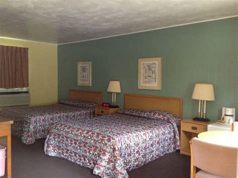 parkview motel hastings mi 7 km) from Firekeepers Casino