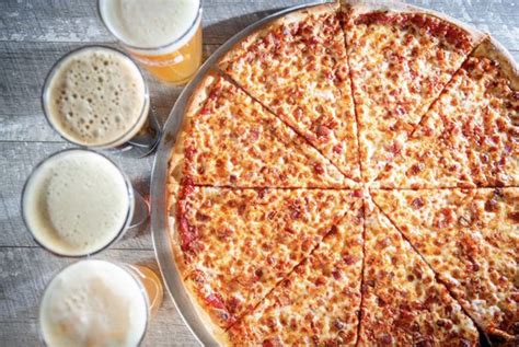 parry's pizzeria and taphouse brownsville reviews  Parry’s Happy Hour Food & Drink Specials are available Monday-Friday from 3pm to 6pm and ALL DAY Sunday, starting at just $3