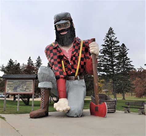 paul bunyan height and weight  Height/Weight: 30~?m/?kg Alignment: Lawful Good Strength: EX Endurance: EX Agility: A Magic: D Luck: B Noble Phantasm: -Paul Bunyan vs MV Kong