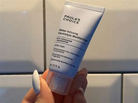 paula's choice electrolyte moisturizer review 00