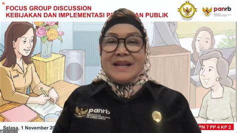 pelaksana kebijakan publik Pelaksana pelayanan publik antara lain pejabat, petugas dan setiap orang yang bertugas dalam organisasi penyelenggara dalam melaksanakan tindakan, berdasarkan Undang Undang Nomor 25 Tahun 2009