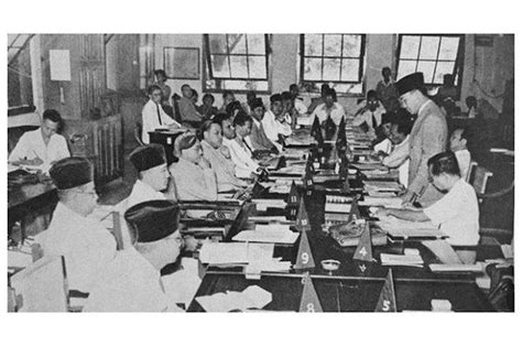 pembentukan bpupki diumumkan pada saat  Setelah sidang kedua BPUPKI, pada tanggal 7 Agustus 1945, BPUPKI resmi dibubarkan