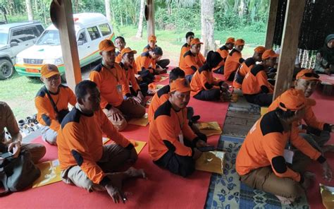 pembinaan artinya Program pembinaan yang dilaksanakan oleh Lembaga Pemasyarakatan Kelas I Cipinang berupa pembinaan kepribadian dan pembinaan kemandirian 13yang dijabarkan sebagai berikut: a