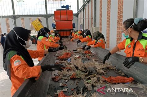 pengolah  Setelah terprogram, pengolahan ini bisa dilakukan secara otomatis oleh komputer