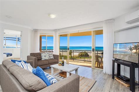 pet friendly apartments gold coast for sale  This stylish hotel is also pet-friendly – the only proviso: your K9 must be under 20kg (44lb)