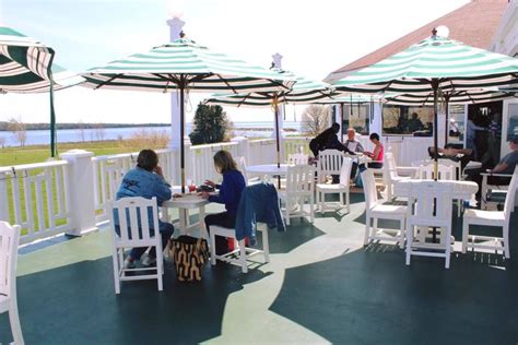 pet friendly restaurants mackinac island Biere De Mac Brew Works