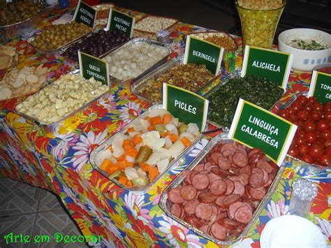 petiscos para festa boteco  Porção de torresmo