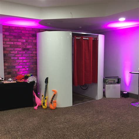 photo booth hire for weddings  Request pricing