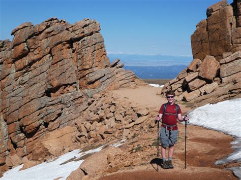 pikes peak weather camera  Play a quiz game, explore the nature gallery, and use the app to customize your photos at the summit