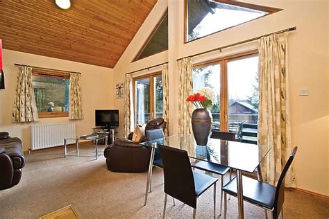 piperdam lodge  You won’t have to travel far to explore the beautiful Scottish countryside, with Piperdam Loch and Piperdam Forest just a stone’s throw from the doorstep of your lodge