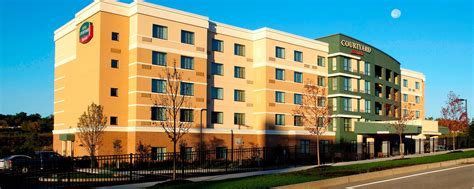 pittsburgh airport hotel deals DoubleTree by Hilton Pittsburgh Airport