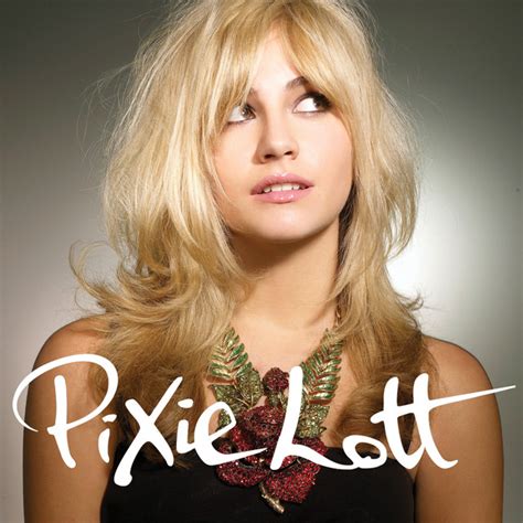 pixie lott cry me out çeviri  She recorded this song, in her first ever gig, to listeners of Dermot O'Leary's Radio 2 Show!