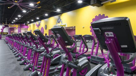 planet fitness detroit new center mi Best Gyms in Detroit, MI - Royal Oak Gym, Compuware Wellness Center, Powerhouse Gym - Highland Park, Boll Family YMCA, M Fitness Club, FitnessWorks, Detroit Body Garage, Equinox Bloomfield Hills, Proving Grounds Strength And