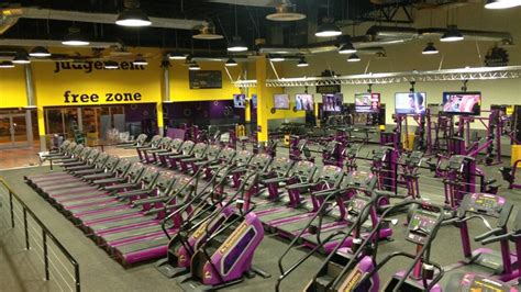 planet fitness las vegas strip  An estimated 400,000 revelers