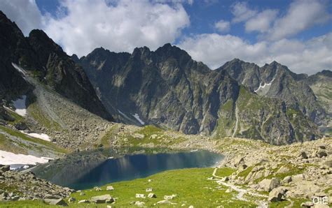 ple lso  Pleso má rozlohu 6,88 ha a