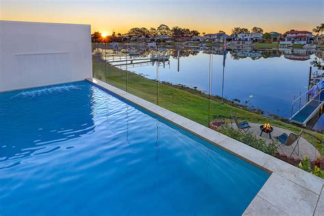 plunge pools port macquarie  As with all Barrier Reef Pool designs the Sunseeker incorporates the safety ledge for our junior swimmers, non-slip benches and steps, smooth edges and our vibrant range of shimmer colours