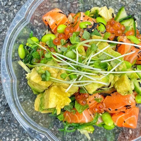 poke bowl closter  (Or, make the rice in advance and reheat it on the stovetop with a splash of water