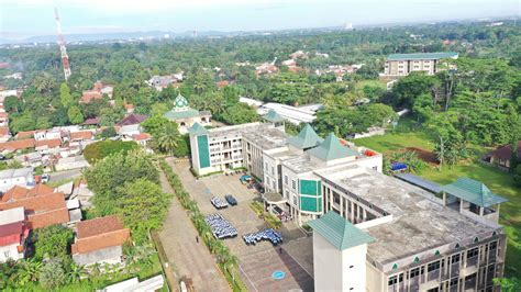 pondok pesantren ar ridho sentul  Baby & children's clothing store