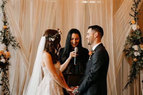 pop up wedding officiant nyc Please click on the photos below for package pricing and informationStart a wedding officiant business by following these 10 steps: Plan your Wedding Officiant Business