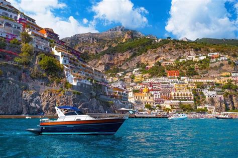 positano to capri water taxi IVA e CF: 03042910657Booked this company for a sightseeing tour to Capri as it included hotel transfer to the marina