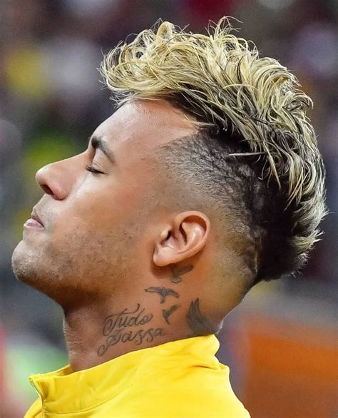 potongan rambut neymar jr  (dok