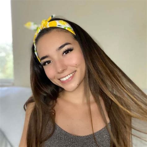 powdermouse onlyfans Maddie Vance makes $4,000 per month and likes to “discuss hardships” of the OnlyFans life