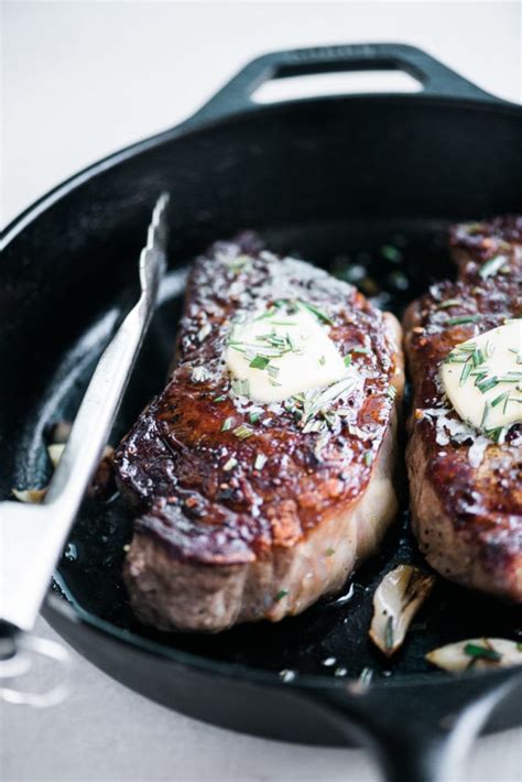 prag steak und strip  Sear in an ovenproof pan on high heat on the stovetop for 2 minutes per side