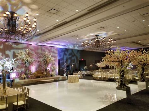 premier wedding venue in hoffman estates il  We recently had our wedding here on September 2nd, and I couldn't have asked