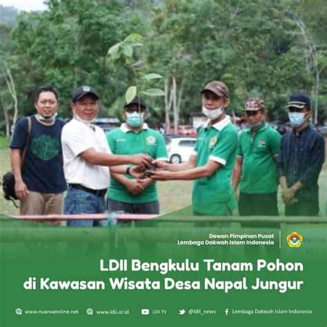 program penghijauan pemerintah Jakarta (ANTARA) - Pemerintah Kota Jakarta Timur menggelar program penghijauan di saluran Kanal Banjir Timur (KBT), Kelurahan Pondok Kopi, Kecamatan Duren Sawit, untuk mengantisipasi banjir pada musim hujan