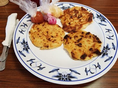 pupusas metairie  Alex D