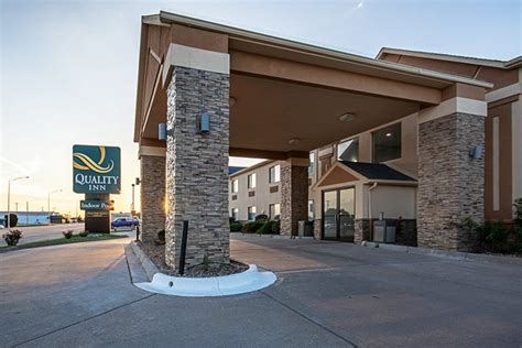 quality inn dodge city kansas  Room, 2 Double Beds, Smoking