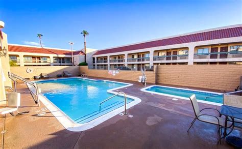 quality inn indio 84-096 Indio Springs Parkway, Indio, CA 92201