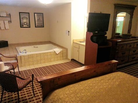 quality inn marion south carolina  2693 East Highway 76, Marion, SC 29574 ~3