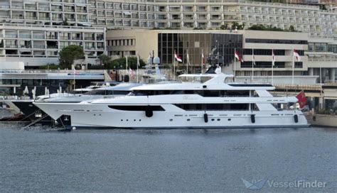 quantum of solace yacht price 3m