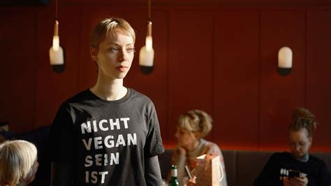 raffaela veganerin nackt  wilde Veganerin ist zurück