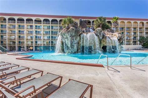 ramada inn fort walton 7 out of 5 stars