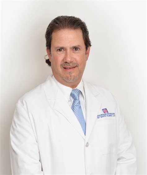 raul valor miami pulmonologist  Pulmonology