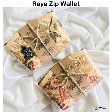 raya88a wallet  Cons: Has three credit card slots, which is fewer than other styles