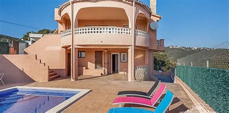 real estate agent lloret de mar  Plot s