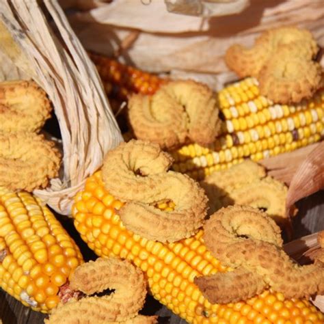 receita de bolacha de milho com banha  Quando corados, retirar e colocar em toalhas de paapel para escorrer