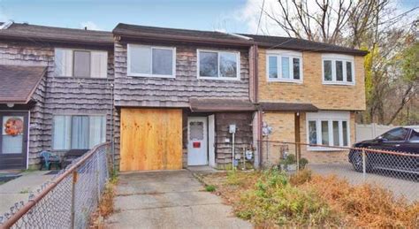 redfin staten island  LISTING BY: COLDWELL BANKER RELIABLE R E